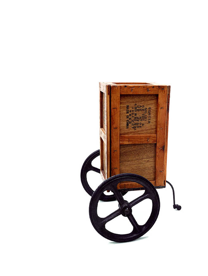 schränkchen `Die Rückkehr der Kirschblüte`, 2004, Höhe 82cm